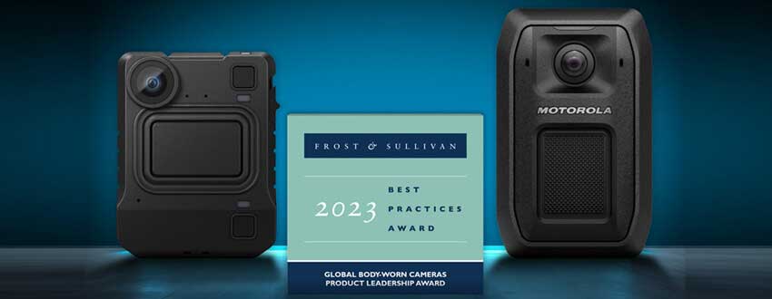 Meet Motorola Solutions Award-Winning Body-Worn Cameras